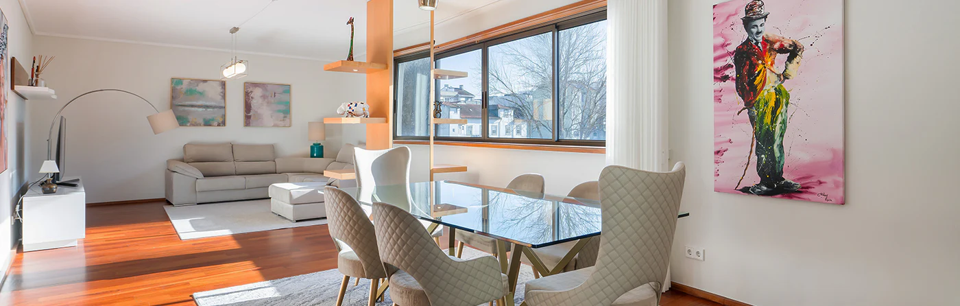 AL: Procura dispara no Porto para passagem de ano