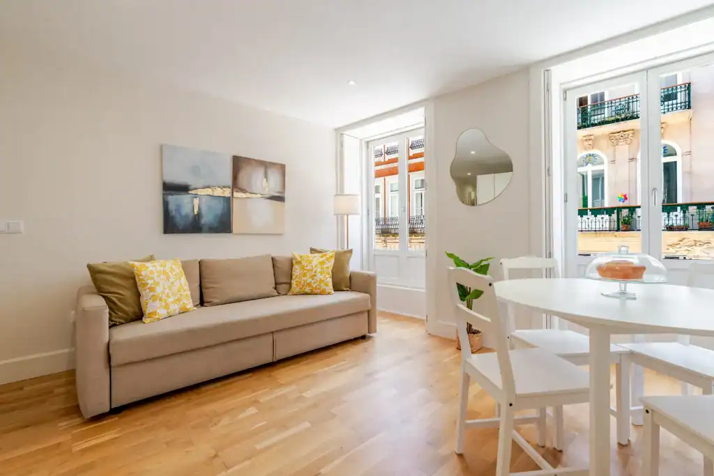 Sala de Alojamento Local na Rua de Santa Catarina no Porto gerido pela Host Wise