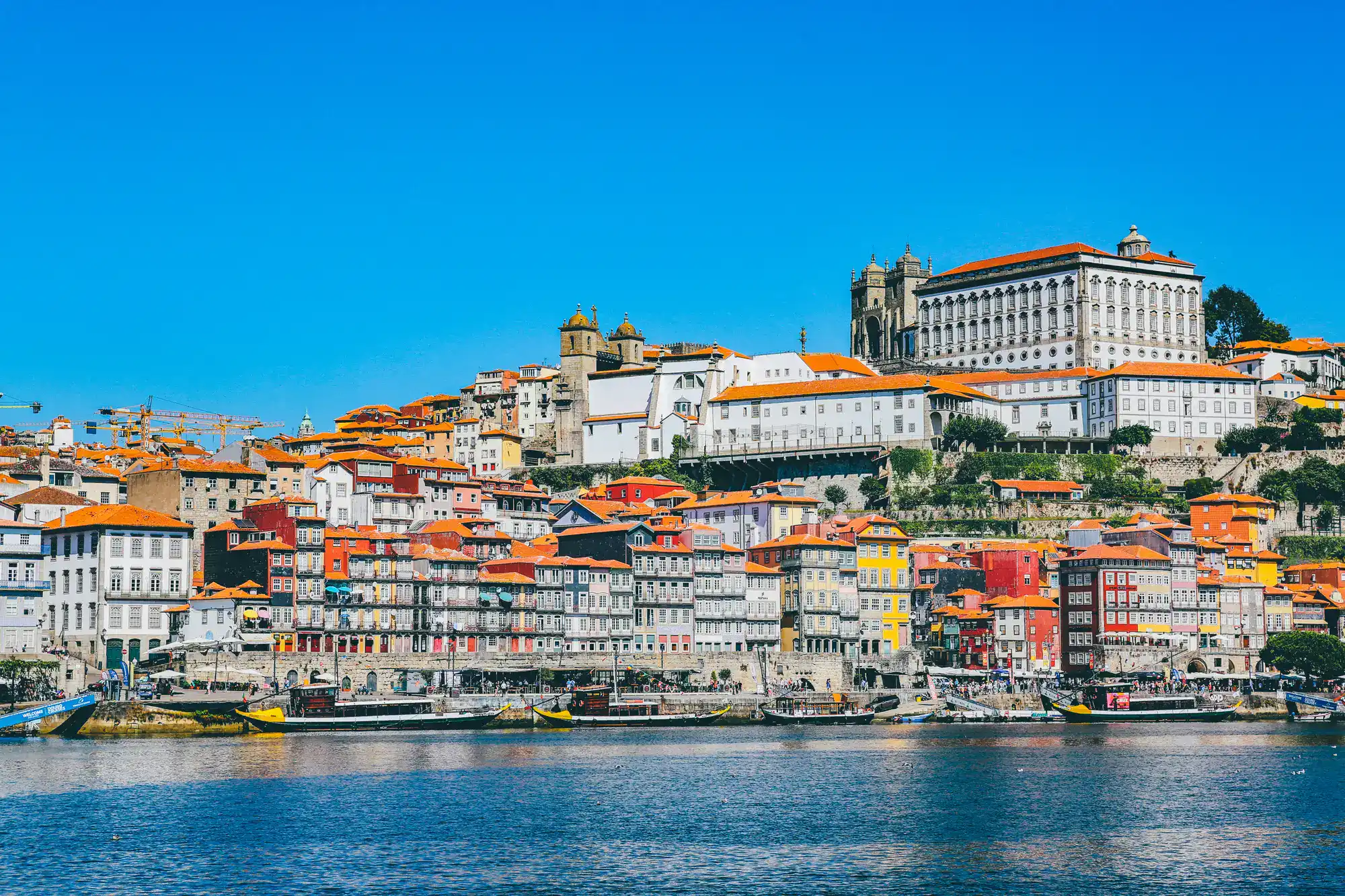 Taxa Turística no Porto: guia para alojamento local 2026